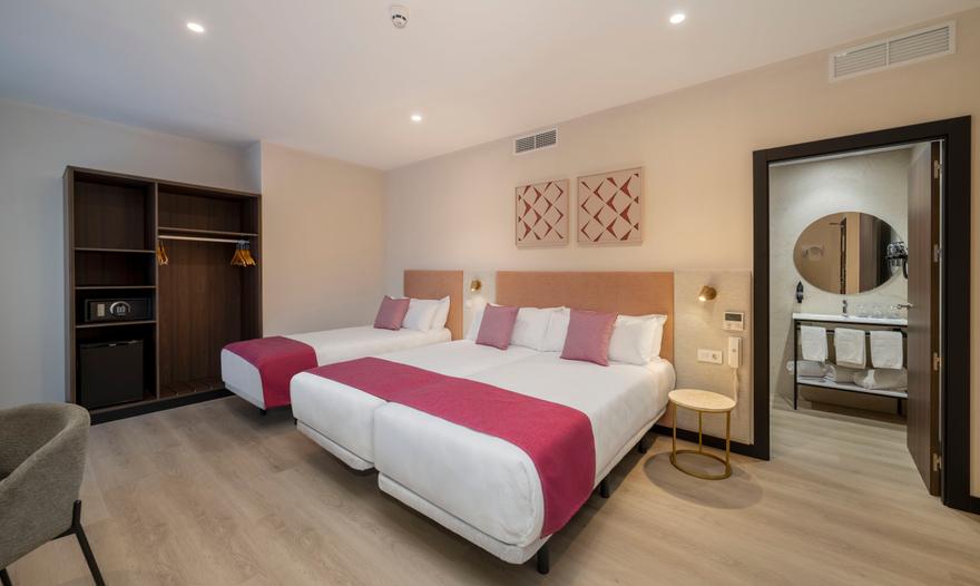 Habitación Familiar Hotel Molina Plaza by SH Hoteles Molina de Segura, Murcia Habitación Familiar Hotel Molina Plaza by SH Hoteles Molina de Segura, Murcia